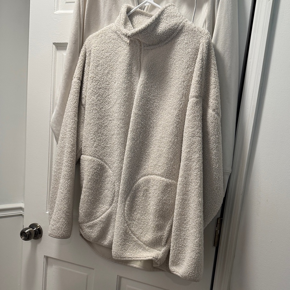 GAP Soft Cream Fleece Jacket